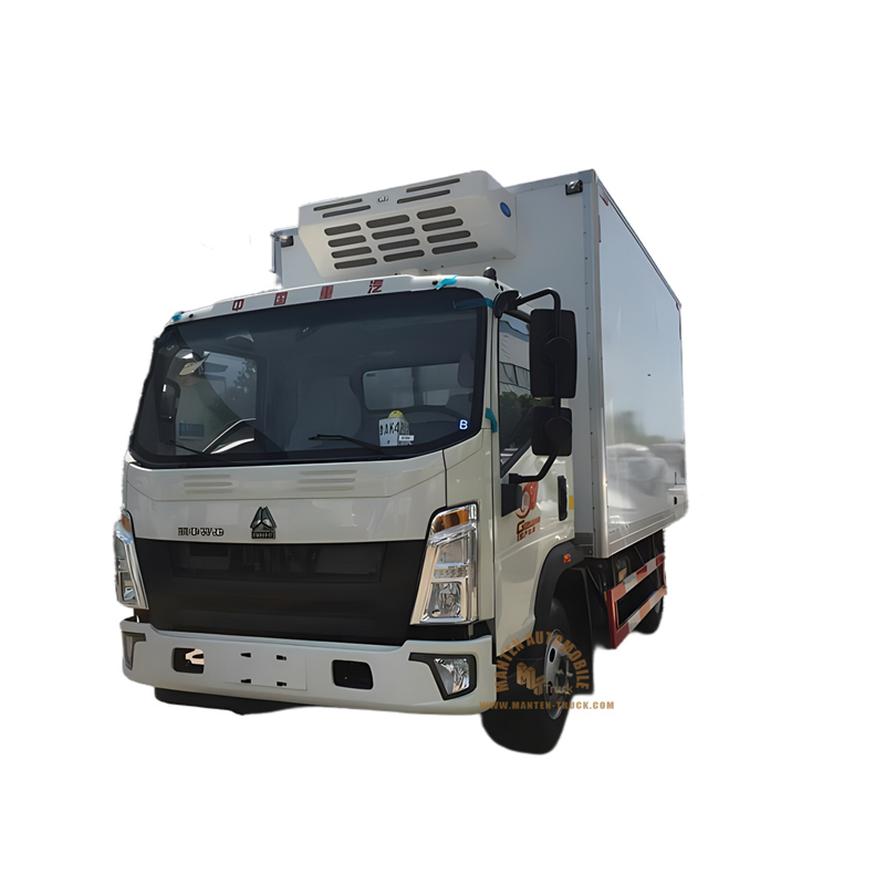 شاحنة مبردة Sinotruk HOWO 5tons 4x2