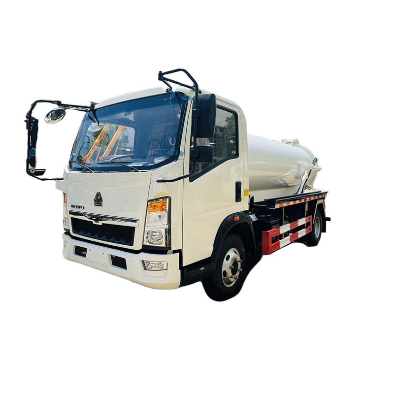 sinotruk howo 5 tons vacuum tank truck