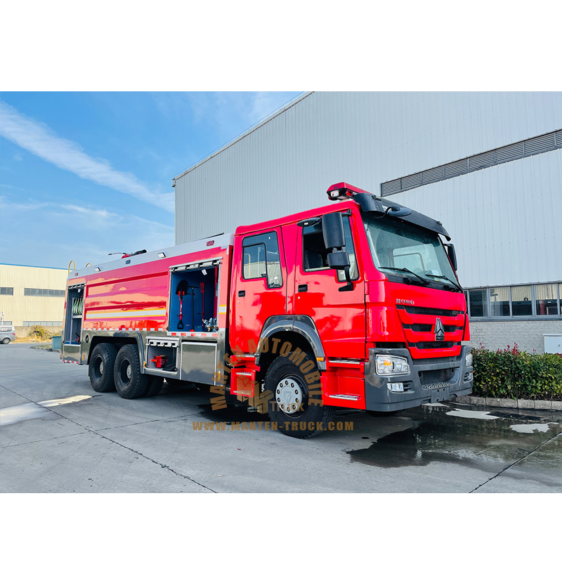 dry powder fire truck