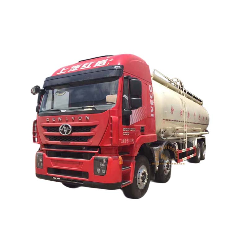 شاحنة الأسمنت السائبة IVECO 8x4 40CBM